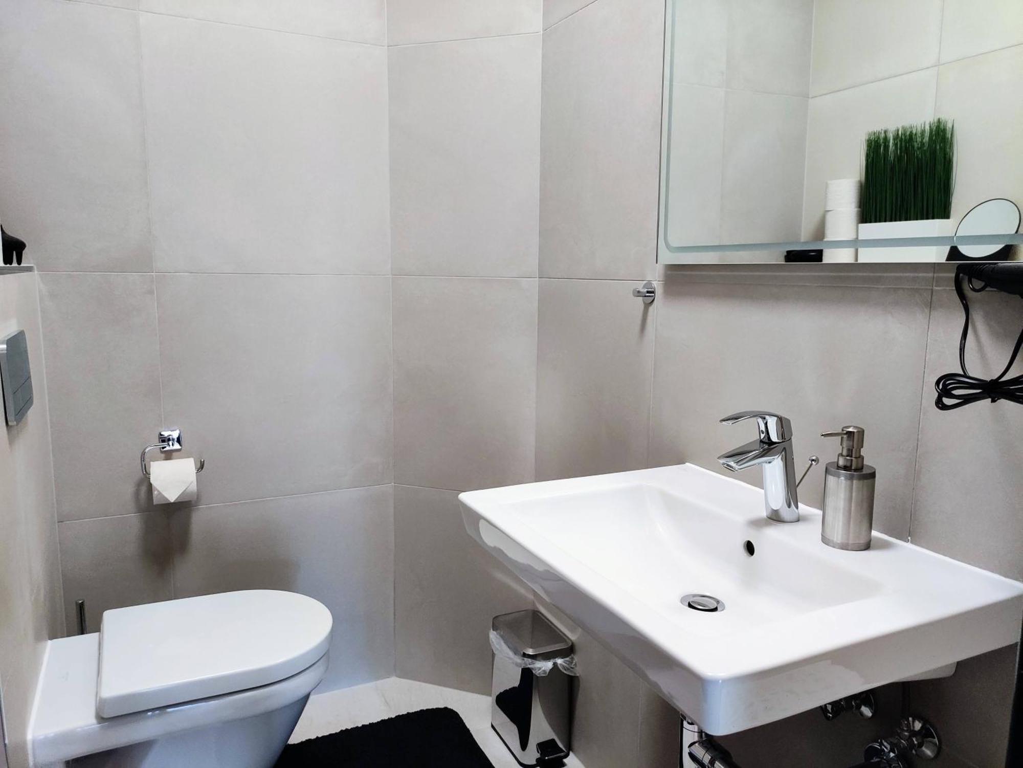 Grand Spa Harrachov - Wellness Luxusni Apartman S Velkou Virivkou, Saunou, Kuchyni A Venkovnim Posezenim V Centru Harrachova 객실 사진